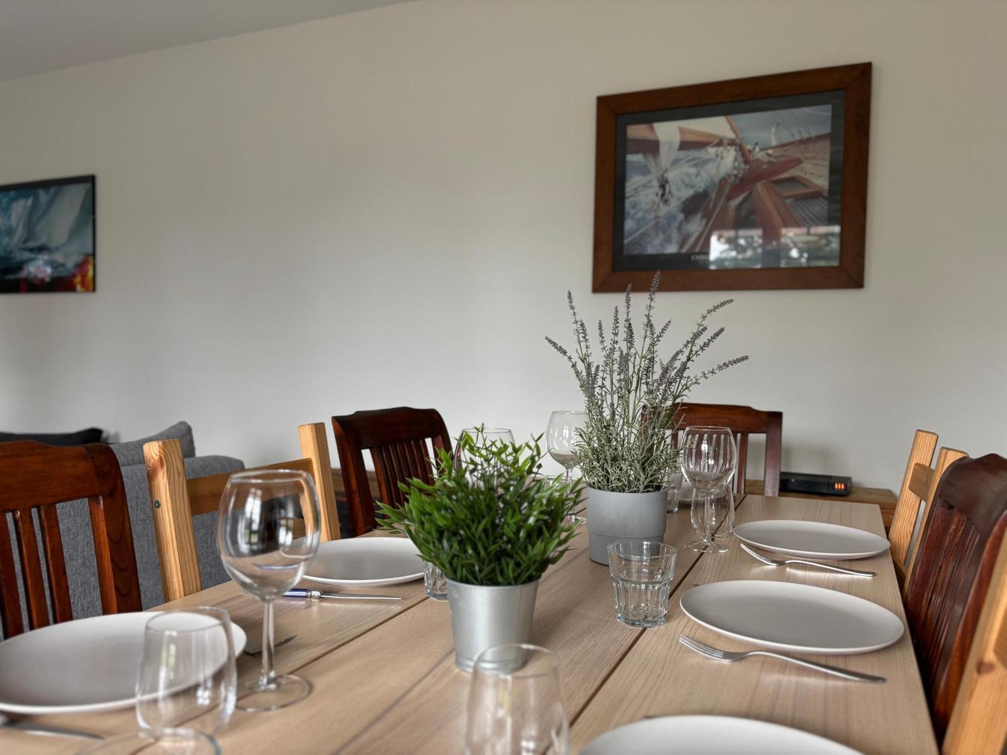 Trevieres La Fromagerie Maison Lumineuse Et Spacieuse Beau Sejour 5 Ch 2 Wc 1 Sdb Grand Jardin Clos 5Mn A Pied Commerces 10 Mn Plage Omaha Beach Proche Plages Du Debarquement מראה חיצוני תמונה